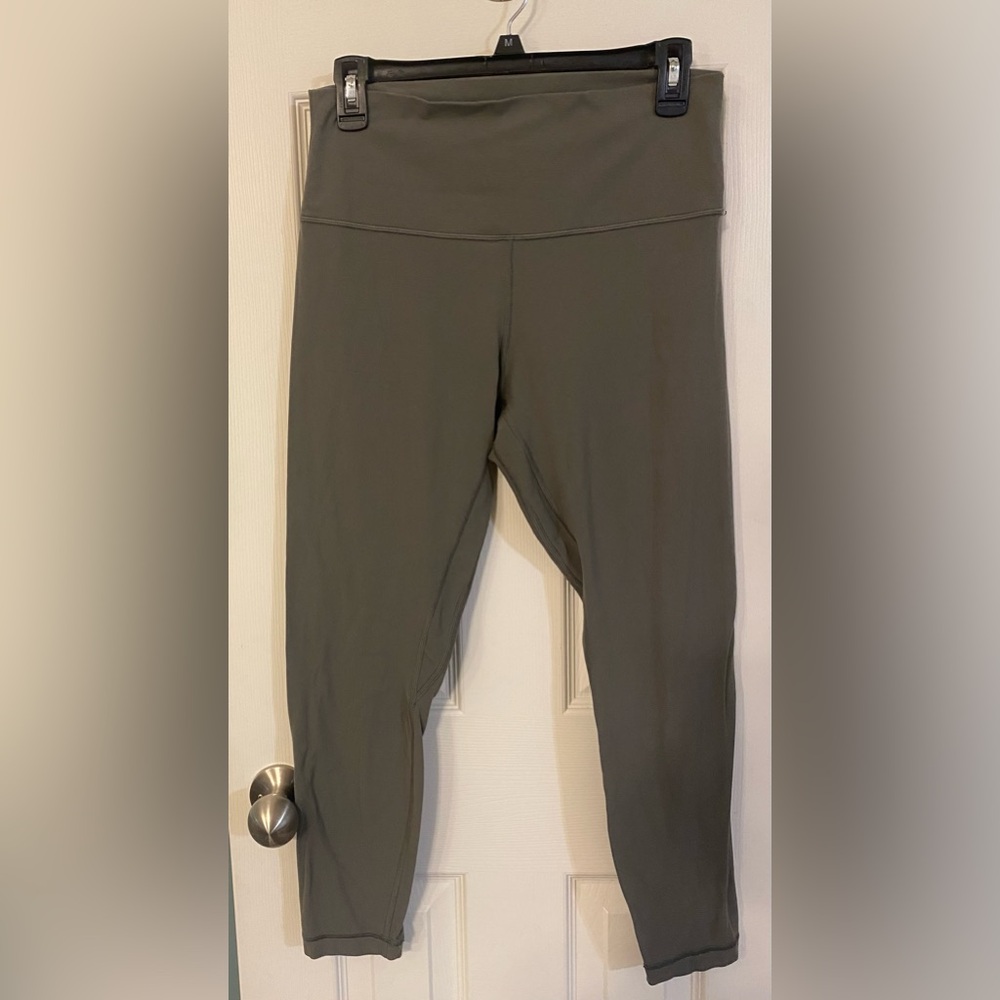Lululemon | Olive Green Capri Leggings, Size 10